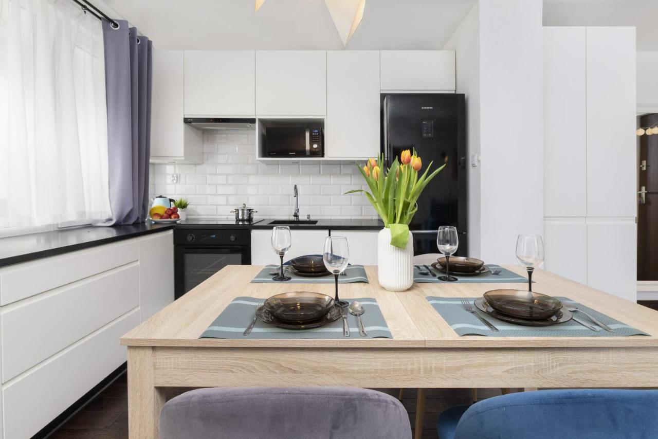 Warsaw Cosy&Sunny Apartment Gornoslaska By Noclegi Renters Bagian luar foto
